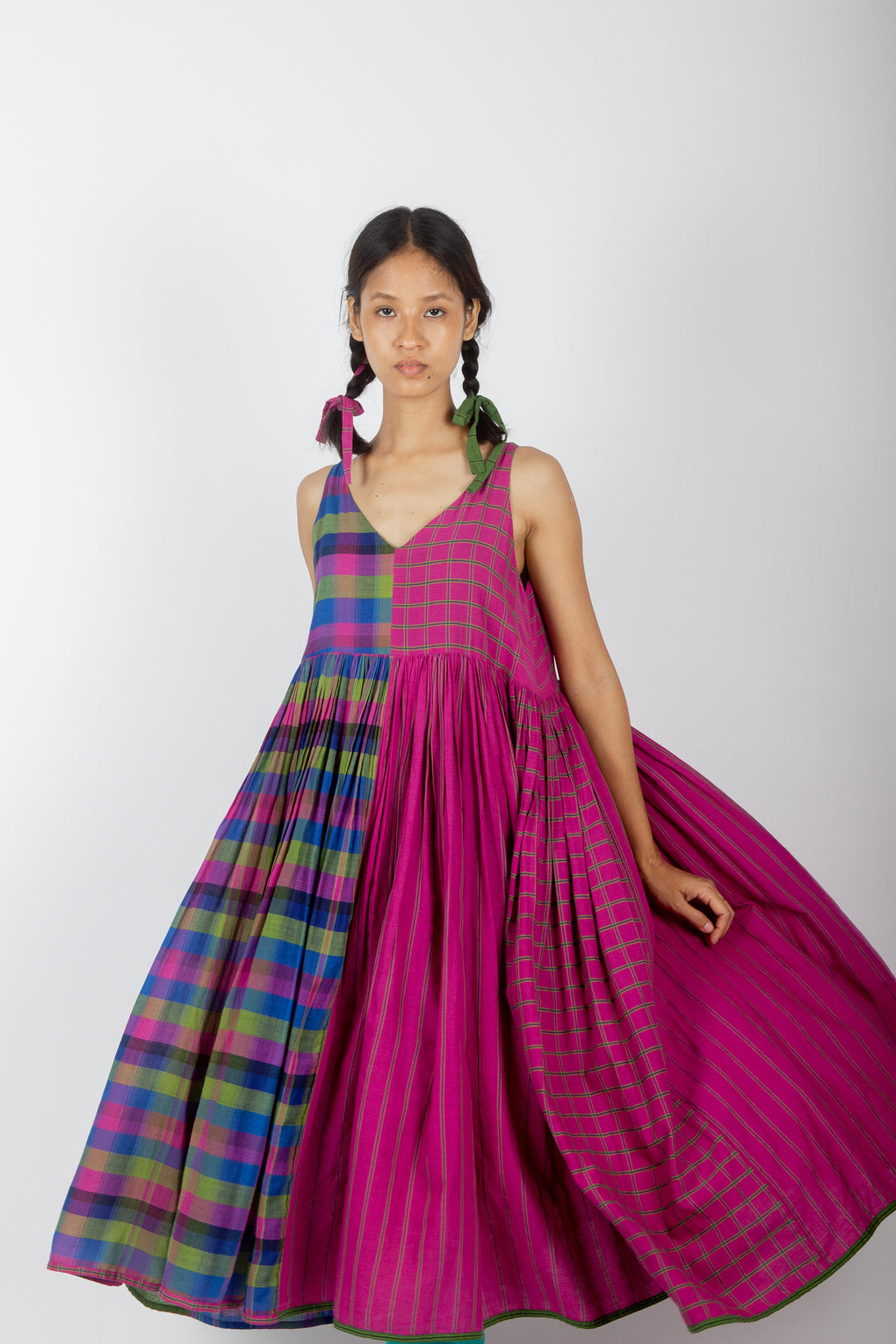 Palmatum: Handwoven Madras Checks Sleeveless Dress