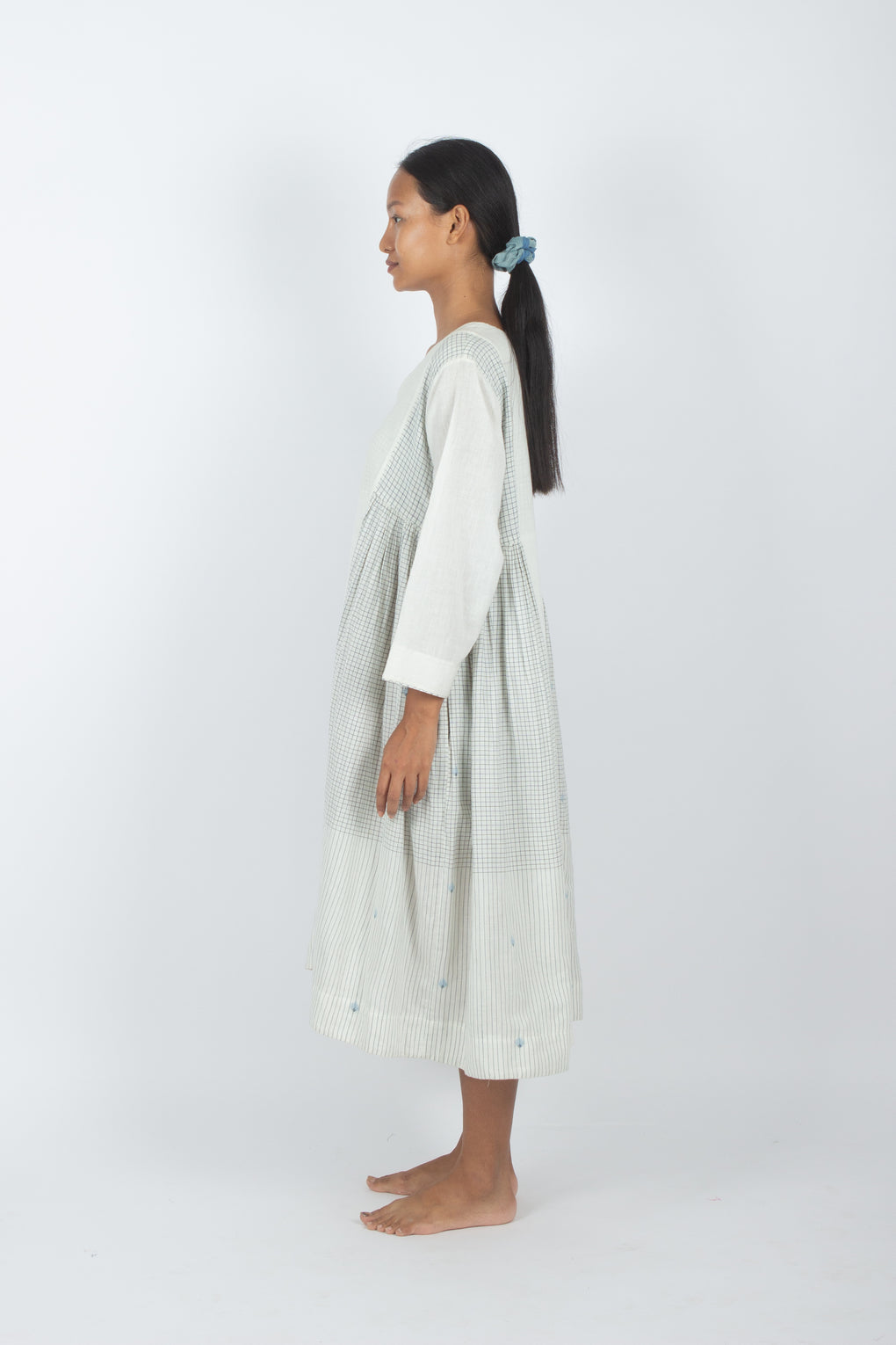 Cusia - Timeless Relax Fit White Jamdani Dress