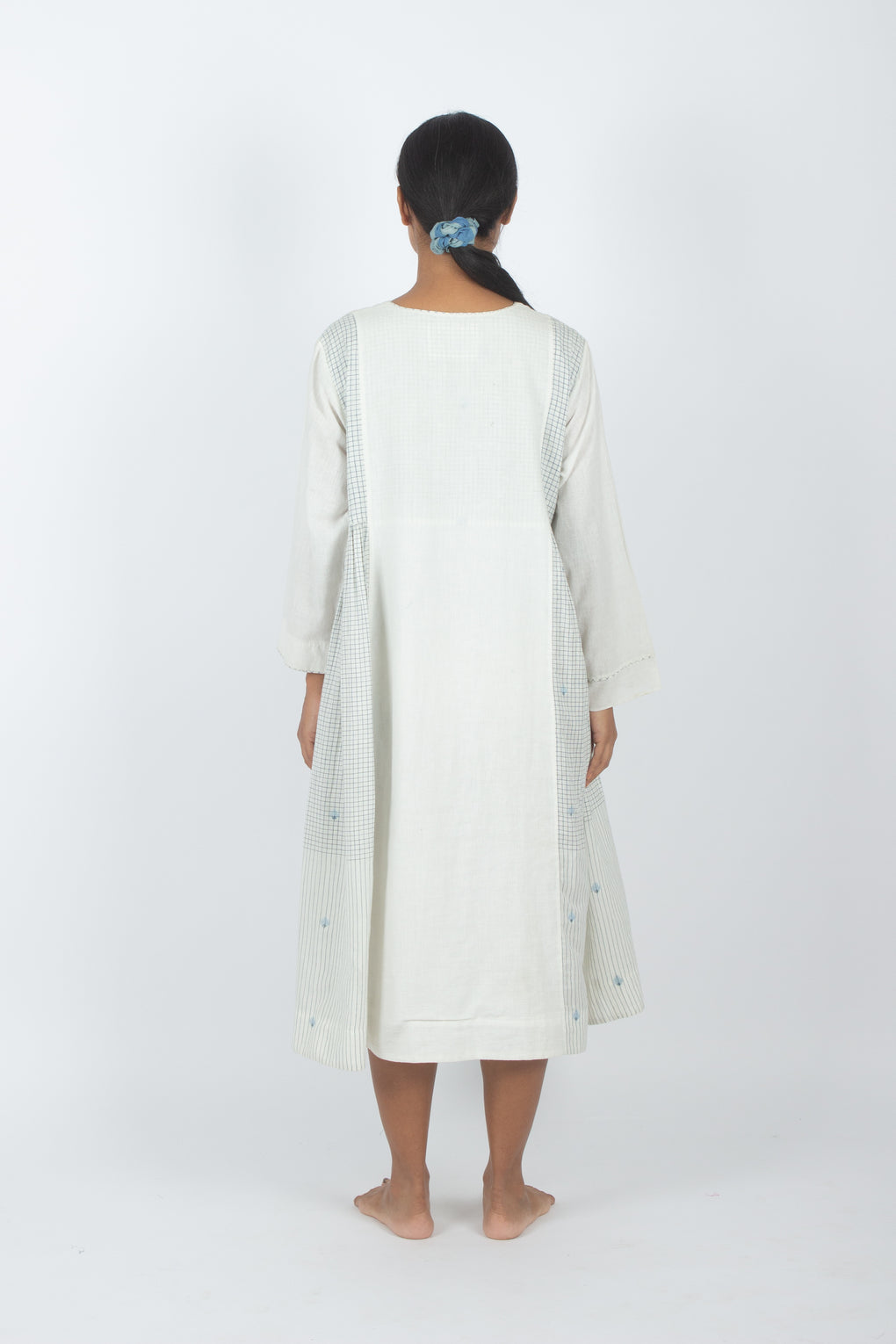 Cusia - Timeless Relax Fit White Jamdani Dress