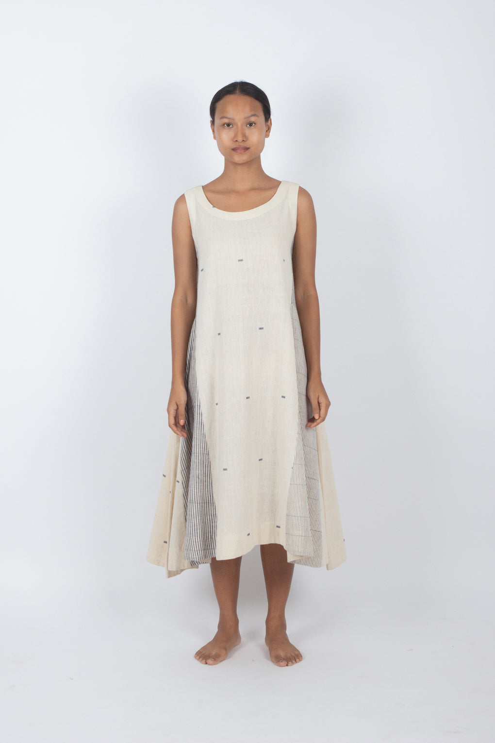 Kitadaitō - Handwoven Organic Cotton Sleeveless Dress