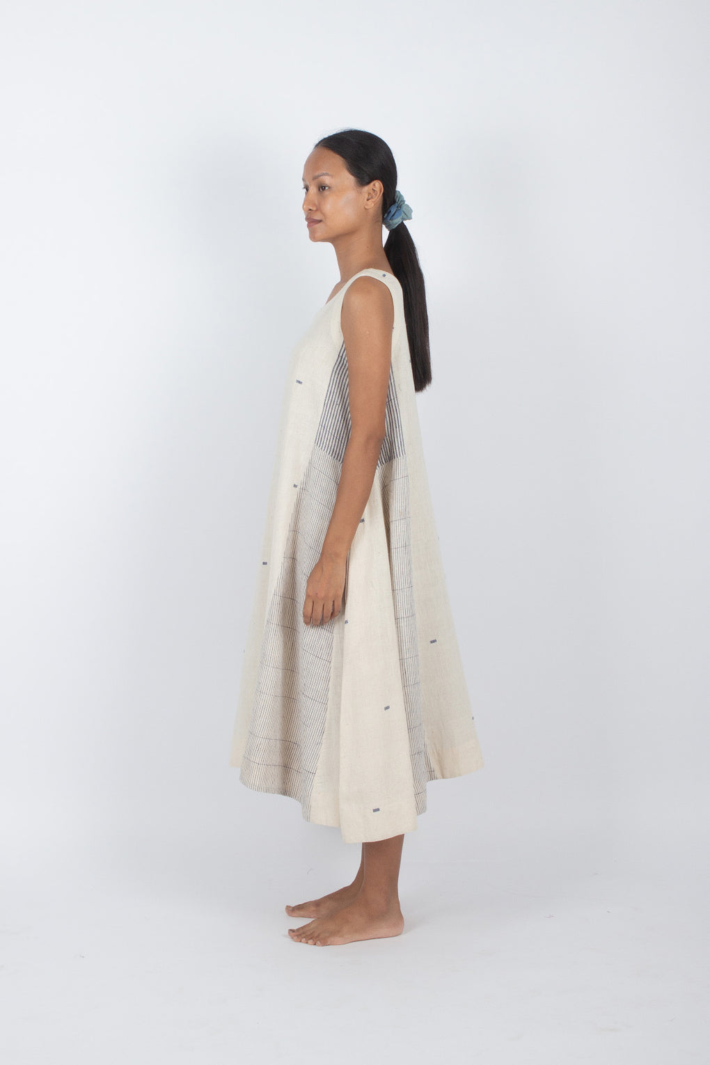 Kitadaitō - Handwoven Organic Cotton Sleeveless Dress