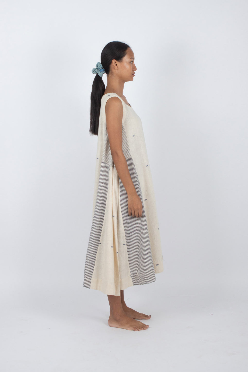 Kitadaitō - Handwoven Organic Cotton Sleeveless Dress