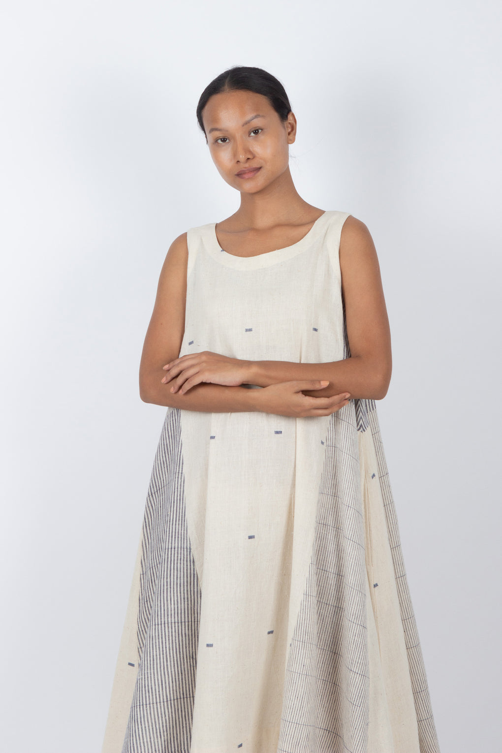 Kitadaitō - Handwoven Organic Cotton Sleeveless Dress