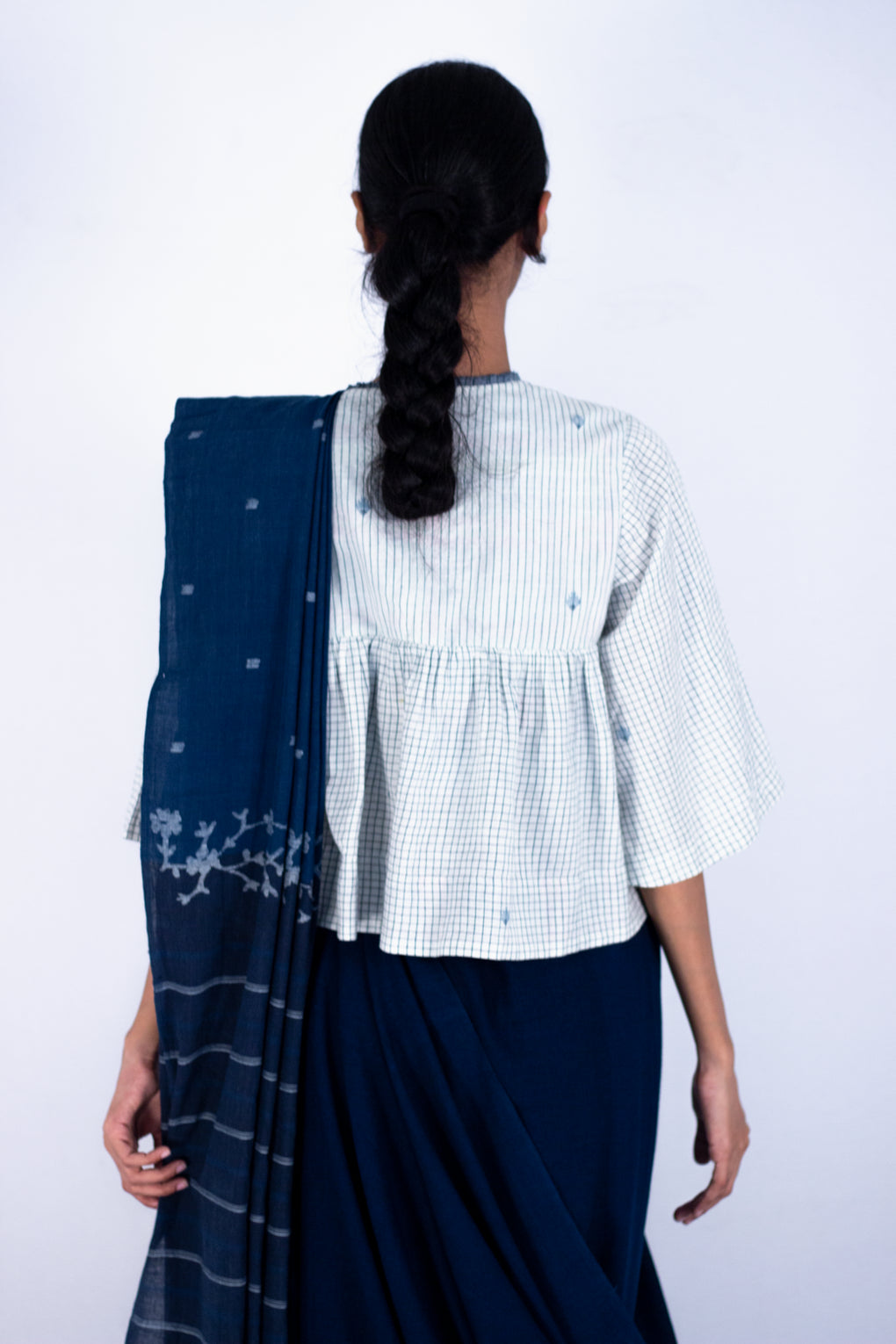 Neel - Indigo Jamdani saree - Karnam
